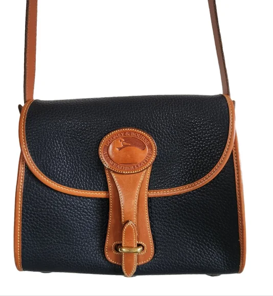 Vintage Dooney & Bourke R25 Navy Medium Essex Shoulder Bag - Picture 1 of 15